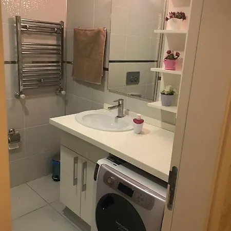 דירה Newista Furnished Apart *